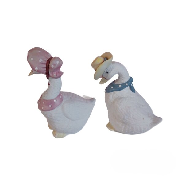 Set of 2 Ceramic Geese EUC - Picture 3 of 4
